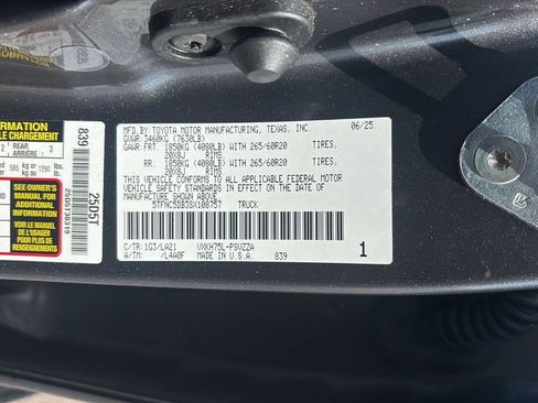 Used 2025 Toyota Tundra Platinum AWD/4WD image 24