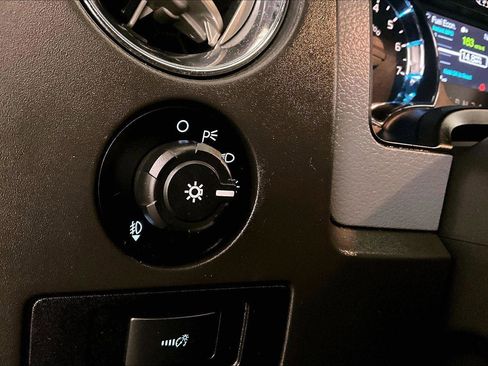 Used 2014 Ford F150 XLT w/ Equipment Group 302A Luxury image 31