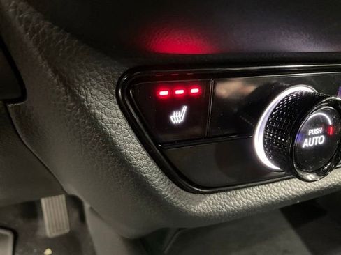 Certified 2025 Honda HR-V Sport image 31
