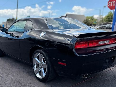 Used 2009 Dodge Challenger R/T image 13