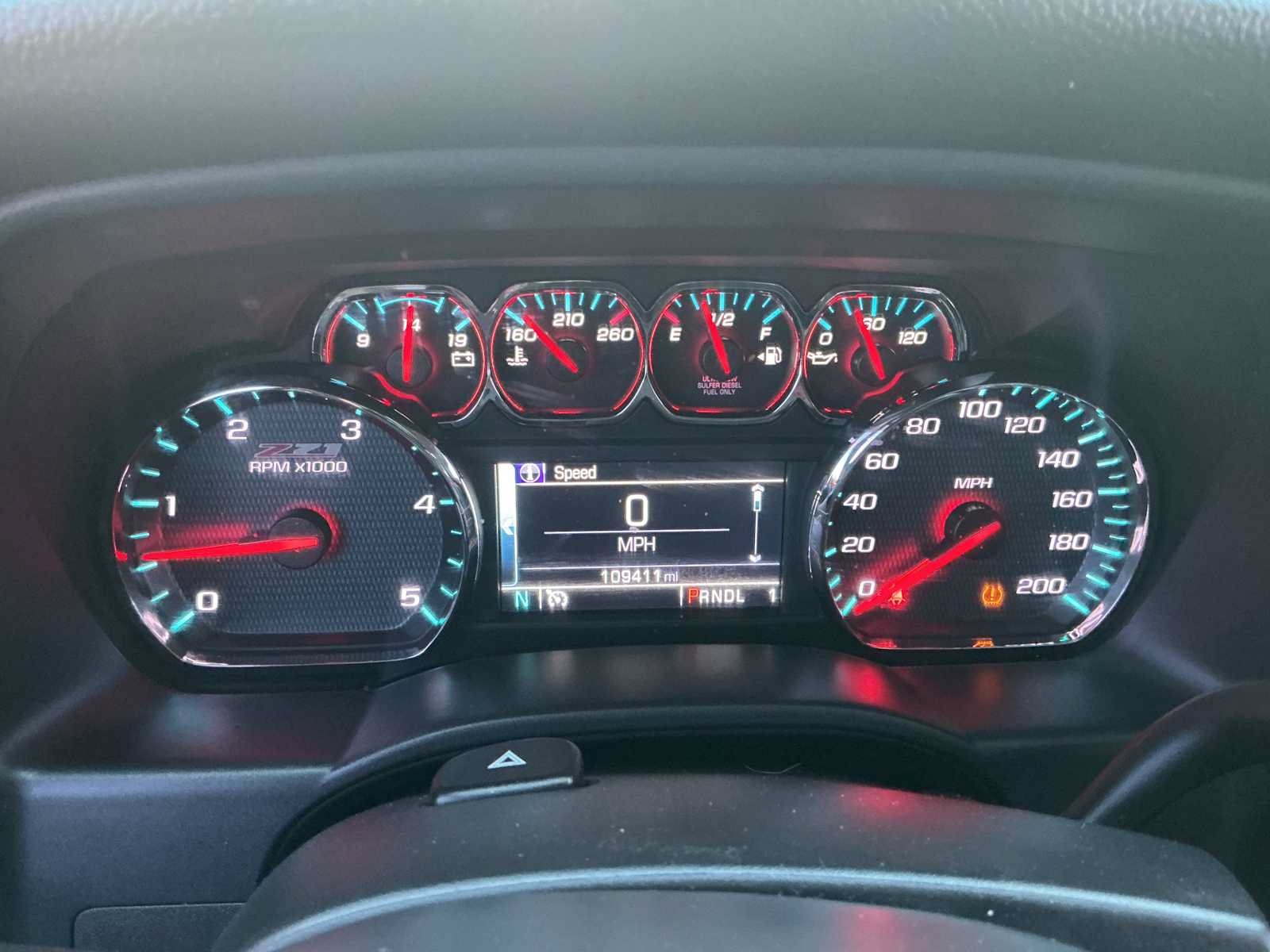 Used 2019 Chevrolet Silverado 2500 LT w/ Midnight Edition AWD/4WD image 12
