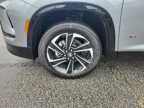 New 2025 Buick Enclave Sport Touring w/ Power Package image 3