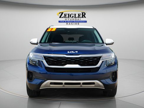 Used 2023 Kia Seltos S FWD image 2