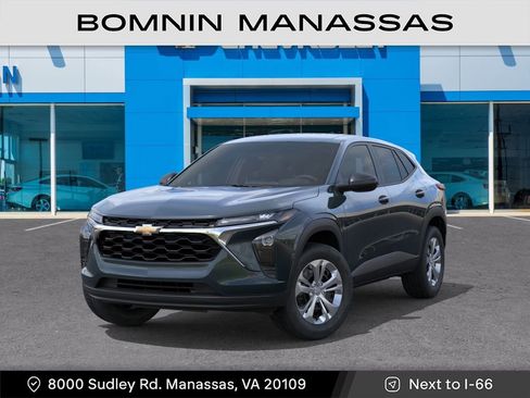 New 2026 Chevrolet Trax LS image 7