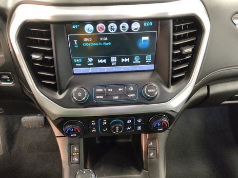 Used 2019 GMC Acadia SLT image 25