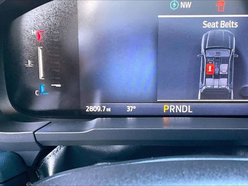 Certified 2025 Ford Maverick Lariat w/ Black Appearance Package image 21