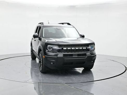 Used 2025 Ford Bronco Sport Outer Banks w/ Outer Banks Tech Package+ AWD/4WD image 4