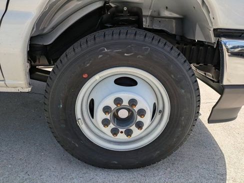 New 2026 Ford E-450 and Econoline 450 Super Duty w/ Power Equipment Group image 11