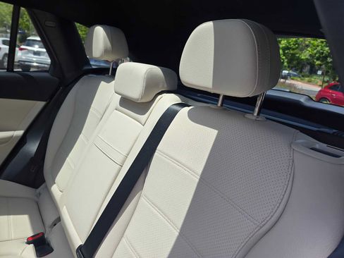 Certified 2026 Mercedes-Benz GLC 300 4MATIC image 19