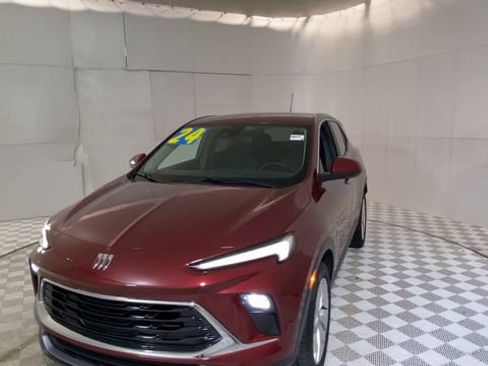 Used 2024 Buick Encore GX Preferred w/ Comfort Package image 4