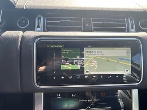 Used 2019 Land Rover Range Rover image 22