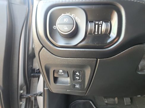 Used 2021 RAM 1500 Limited AWD/4WD image 20