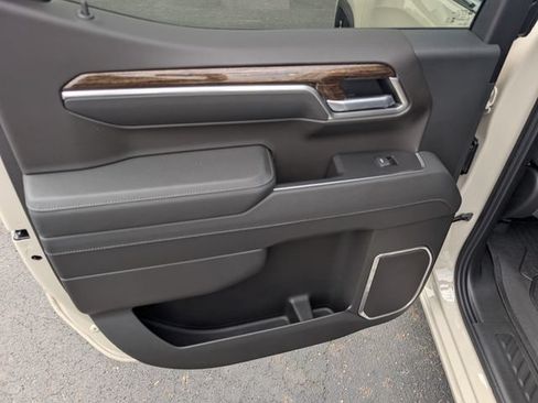 New 2026 GMC Sierra 1500 SLE AWD/4WD image 12