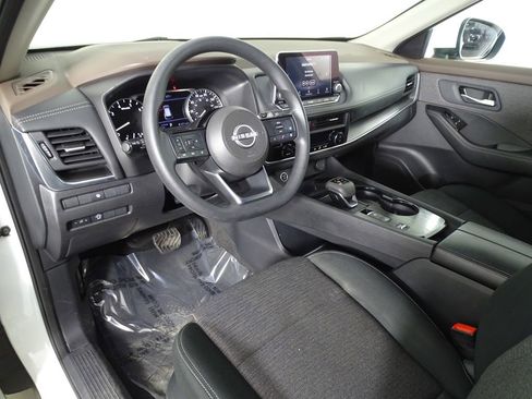 Used 2023 Nissan Rogue SV image 22