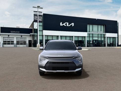 New 2026 Kia Niro LX FWD image 2