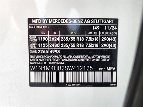 Certified 2025 Mercedes-Benz GLB 250 4MATIC image 24