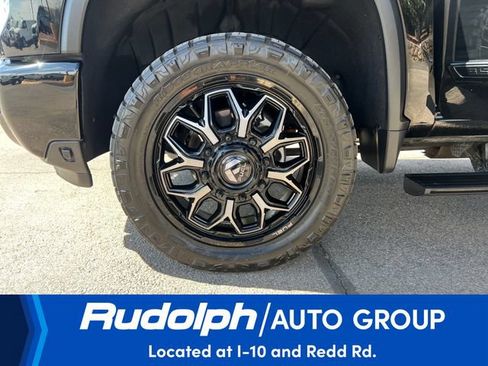 Used 2025 Chevrolet Silverado 3500 High Country w/ High Country Premium Package AWD/4WD image 27
