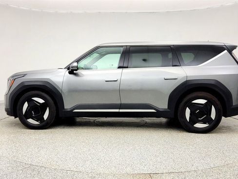 Used 2024 Kia EV9 Light image 8