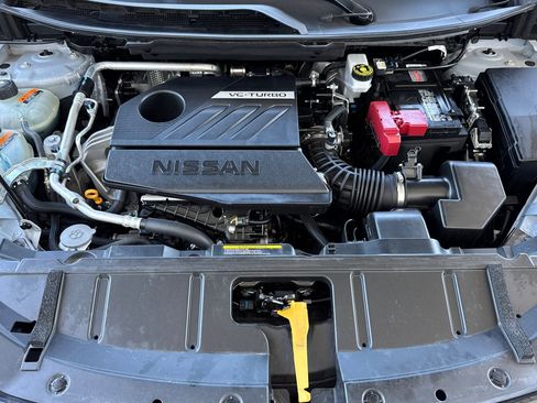 Used 2024 Nissan Rogue SV FWD image 35