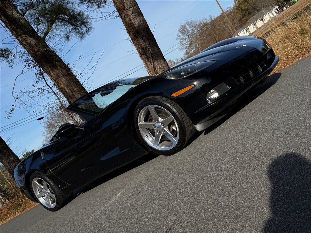 Used 2006 Chevrolet Corvette Convertible w/ Preferred Equipment Group RWD image 20