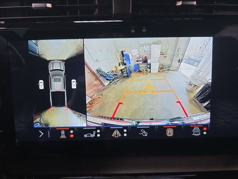 Used 2024 GMC Sierra 1500 AT4X AWD/4WD image 22