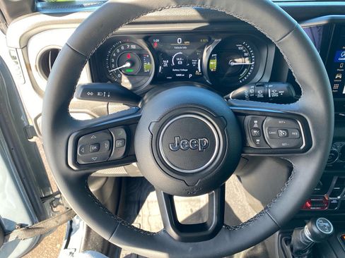 Used 2025 Jeep Wrangler Unlimited Sport S 4xe AWD/4WD image 85