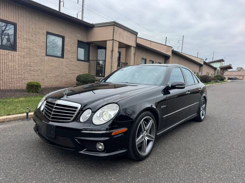Used 2007 Mercedes-Benz E 63 AMG Sedan image 19