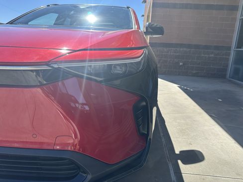 Used 2024 Toyota bZ4X XLE w/ Weather Package image 10