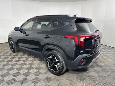 Used 2025 Kia Seltos S image 5