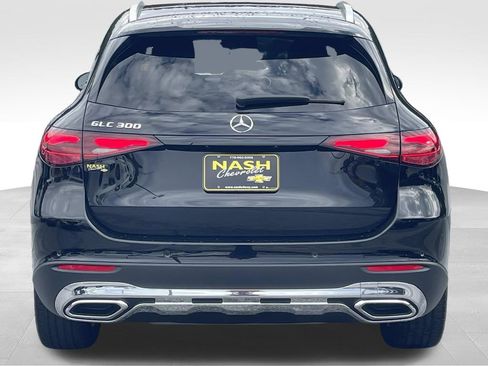 Used 2024 Mercedes-Benz GLC 300 image 4