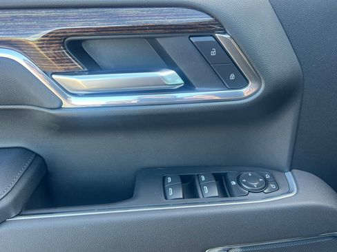 New 2026 GMC Sierra 1500 SLE image 8