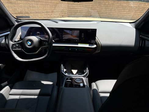 Used 2025 BMW X3 xDrive30i w/ Convenience Package image 8
