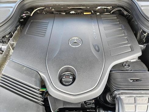 New 2026 Mercedes-Benz GLS 450 4MATIC image 17