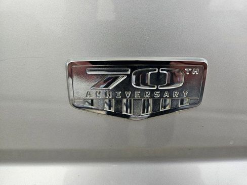 Used 2011 Jeep Liberty 70th Anniversary AWD/4WD image 34