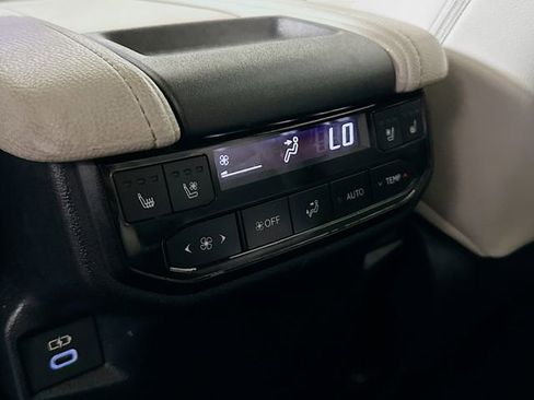 Certified 2026 Toyota Grand Highlander AWD image 26