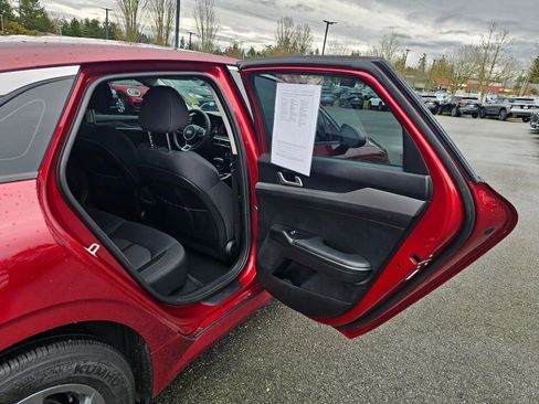 Used 2021 Kia K5 LXS image 24