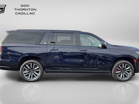 Used 2023 Cadillac Escalade ESV Sport Platinum w/ LPO, Floor Liner Package AWD/4WD image 6