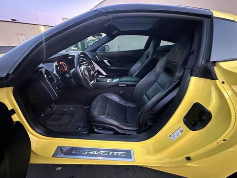 Used 2016 Chevrolet Corvette Stingray Coupe image 9