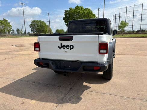 Used 2023 Jeep Gladiator Sport AWD/4WD image 24