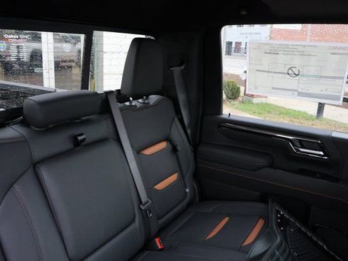 New 2026 GMC Sierra 2500 AT4 w/ AT4 Premium Plus Package AWD/4WD image 13