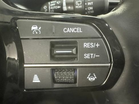 Used 2025 Honda Pilot Elite image 23