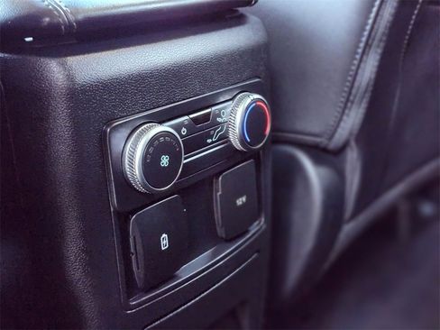 Certified 2022 Ford Explorer XLT w/ Equipment Group 202A image 16