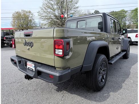 New 2026 Jeep Gladiator Sport image 6