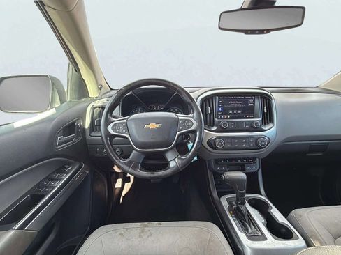 Used 2020 Chevrolet Colorado LT w/ Safety Package image 9