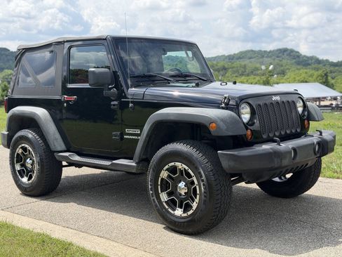 Used 2013 Jeep Wrangler Sport w/ Trailer Tow Group AWD/4WD image 8