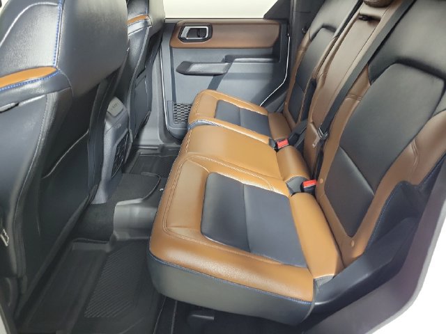 Used 2024 Ford Bronco Outer Banks AWD/4WD image 12