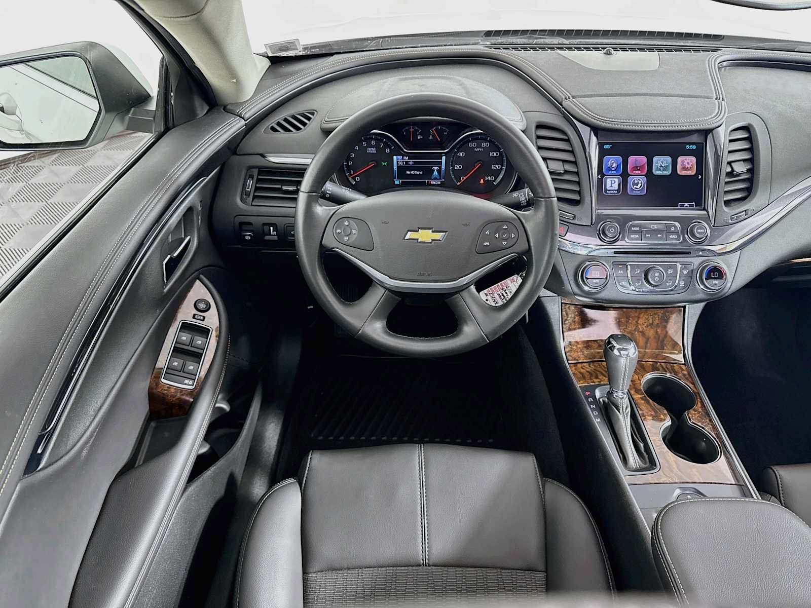 Used 2014 Chevrolet Impala LT w/ Convenience Package FWD image 18
