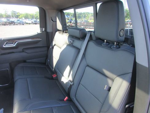 New 2026 GMC Sierra 1500 Elevation w/ Elevation Premium Package AWD/4WD image 16