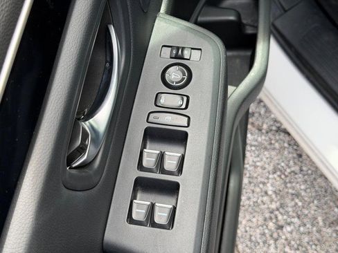 Used 2025 Honda Pilot Touring image 26