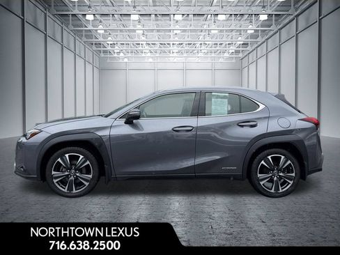 Used 2021 Lexus UX 250h w/ Premium Package AWD/4WD image 3